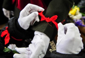 Tradiční zdobení obleku mrtvých v Číně končí. Je to neekologické. Foto: China Daily