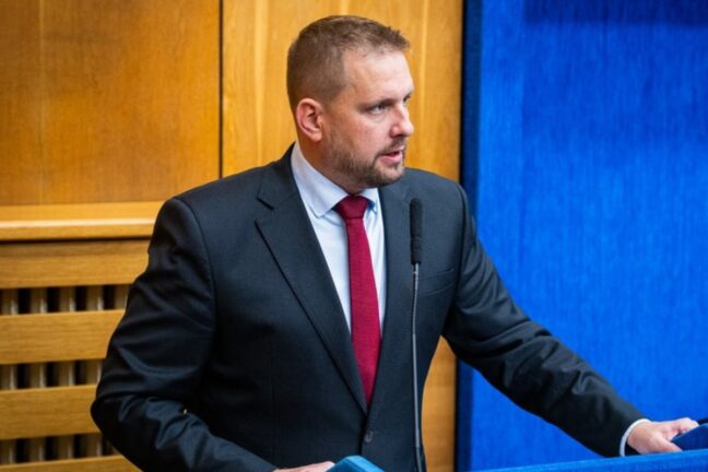 Darca Hlasu získal funkciu v košickej záchranke od ministra zdravotníctva Kamila Šaška